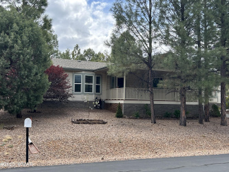 2081 Pineview Drive, Show Low, Arizona 85901, Bedrooms, ,Bathrooms,Residential,For Sale,Pineview,255882