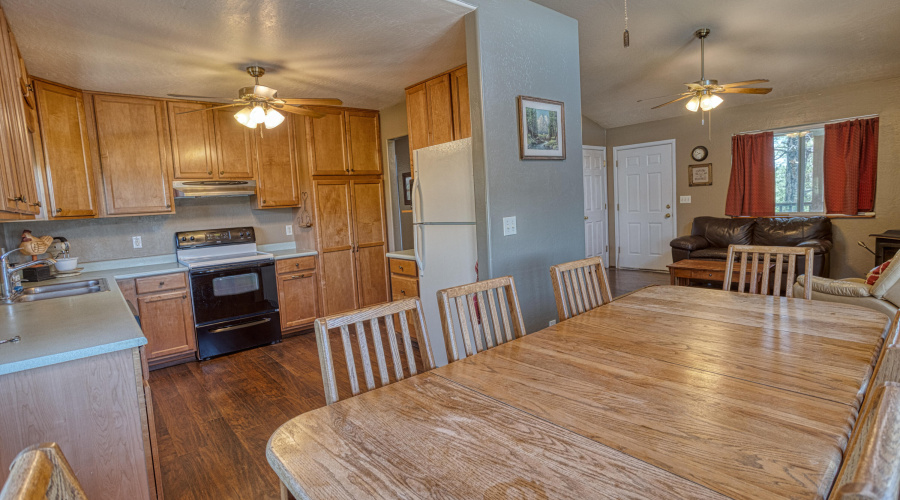 PAX_4921_AuroraHDR2019-edit