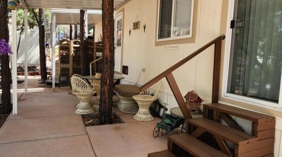 Covered Patio/Front Entrance