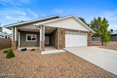 121 Canyon Loop, Show Low, Arizona 85901, Bedrooms, ,Bathrooms,Residential,For Sale,Canyon,255959