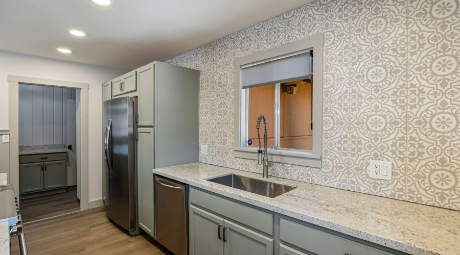 Kitchen into butler's pantry