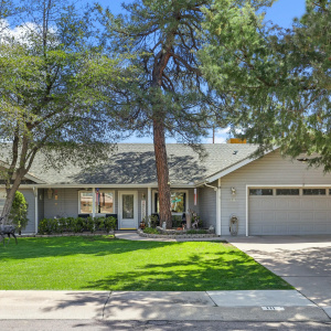 111 S Forest Park