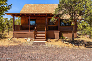 3670 Timberlake Drive, Overgaard, Arizona 85933, Bedrooms, ,Bathrooms,Residential,For Sale,Timberlake,256020