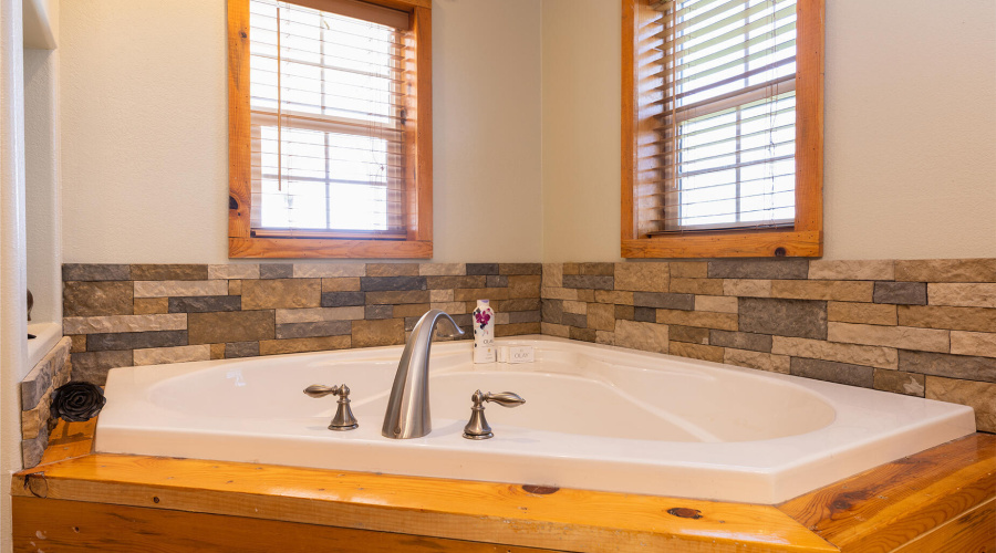 photo(24) 18 CR N3207 Vernon AZ 051425