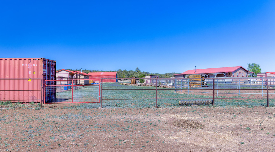 photo(41) 18 CR N3207 Vernon AZ 051425