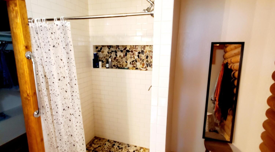 20250806_103706_resized