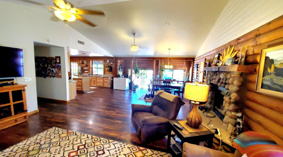 3-20250521_142408_resized