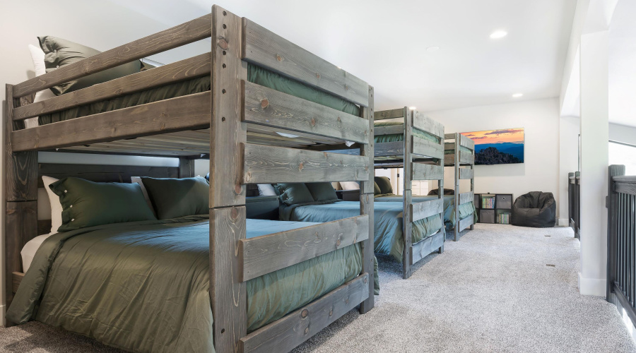 Loft_Trendy Pine LodgeHR