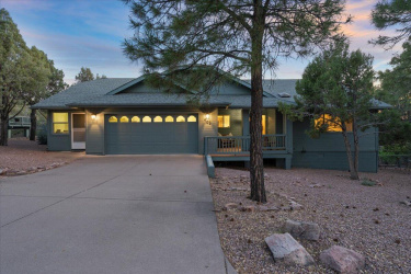 902 Santa Fe Circle, Payson, Arizona 85541, Bedrooms, ,Bathrooms,Residential,For Sale,Santa Fe,92311