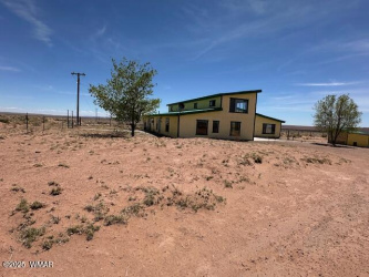 7969 Starlight Road, Sun Valley, Arizona 86029, Bedrooms, ,Bathrooms,Residential,For Sale,Starlight,256170