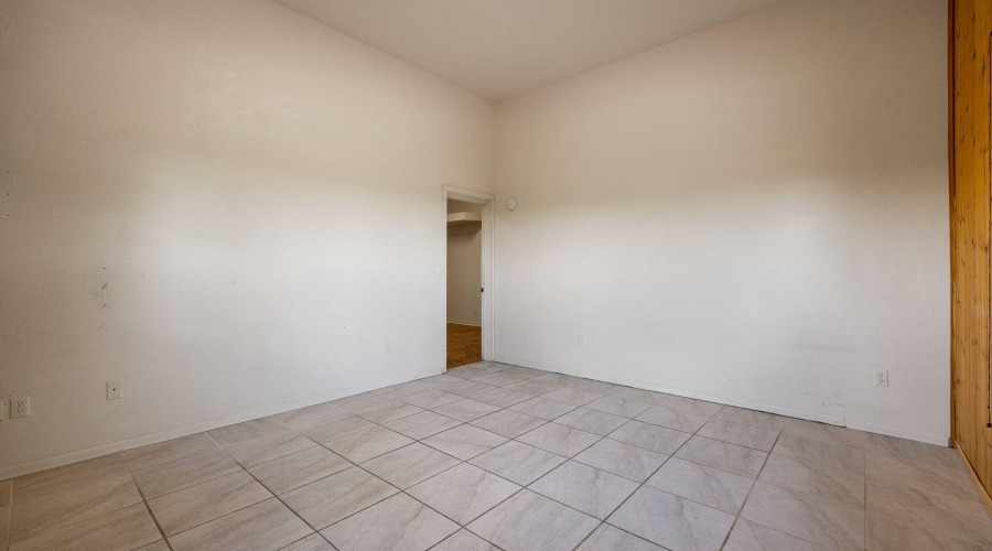 1st bedrrom downstairs