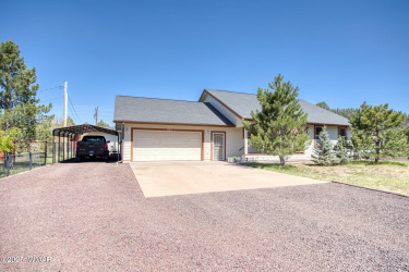 507 Skylane Road, Pinetop, Arizona 85935, Bedrooms, ,Bathrooms,Residential,For Sale,Skylane,256168