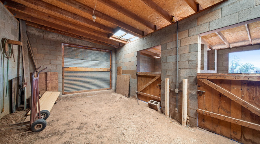 Garage Barn on 5 Acres