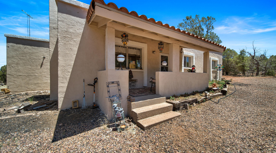 Home in Linden, AZ on 5 Acres