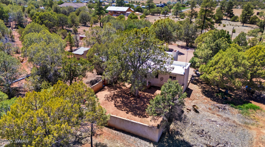 Home in Linden, AZ on 5 Acres