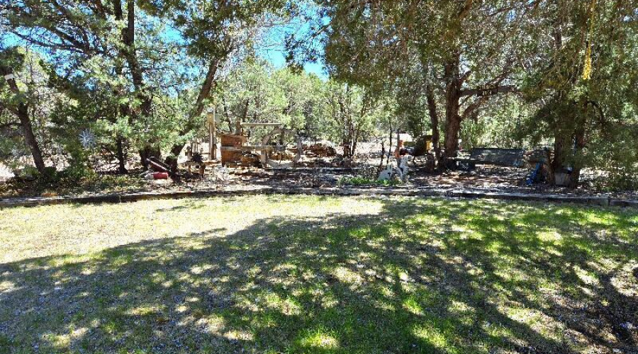 Home in Linden, AZ on 5 Acres
