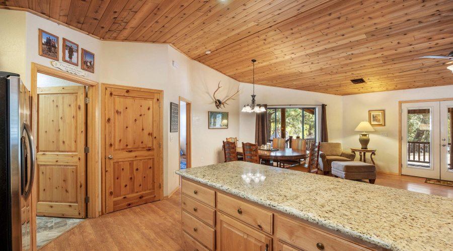 BlackCanyon Breakfast Bar