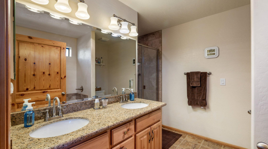 BlackCanyon Master Bath