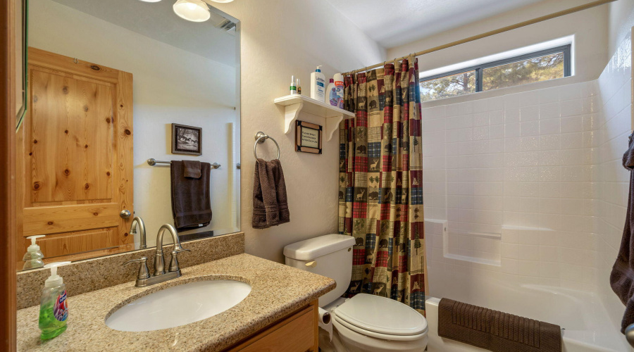 BlackCanyon-Main Bath