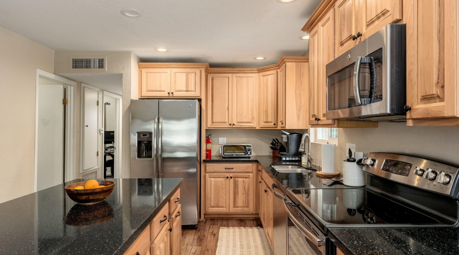 3971 N Apache Trl, 08-29 - 30