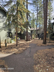 2844 Park Circle, Pinetop, Arizona 85935, Bedrooms, ,Bathrooms,Residential,For Sale,Park,253756