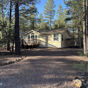 1223 Beavertail Lane