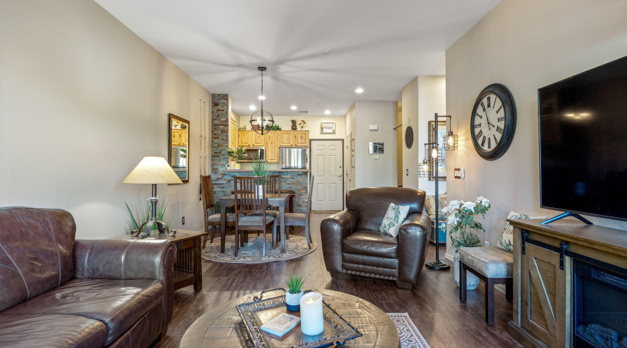 2407QuarterHorseTrail-Overgaard-AZ-4