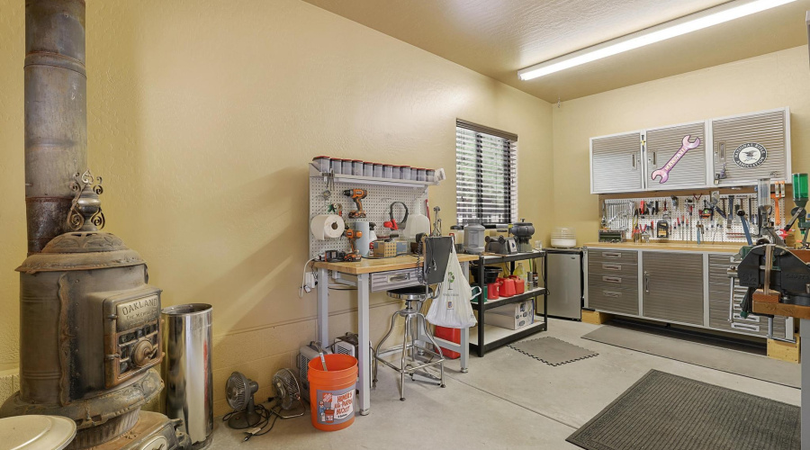 interior garage has workshop area