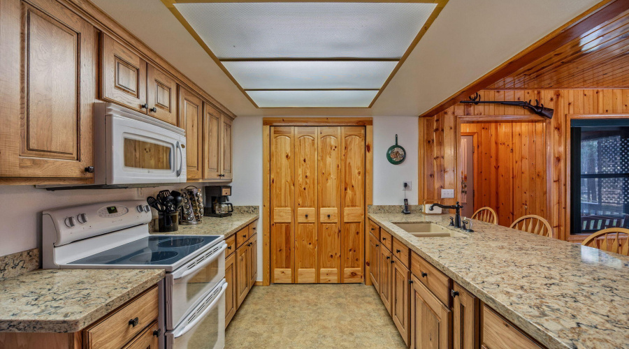 2499CanyonDr-ForestLakes-AZ-13