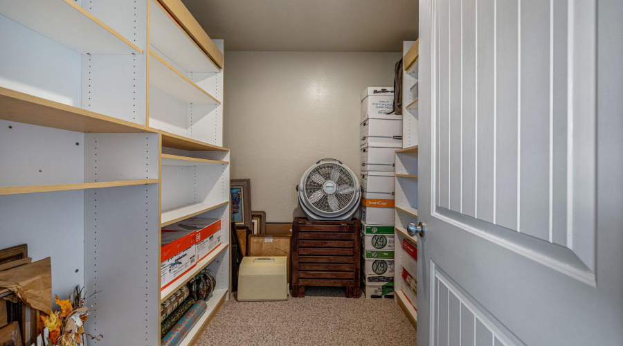 Additional Closet off Owner's Suite