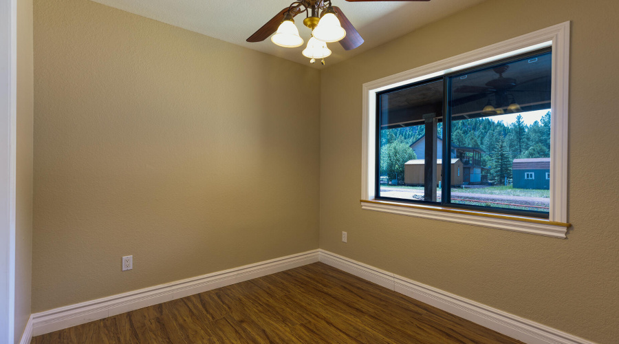 photo(20) 116 W Skyhook SL Staci 053125