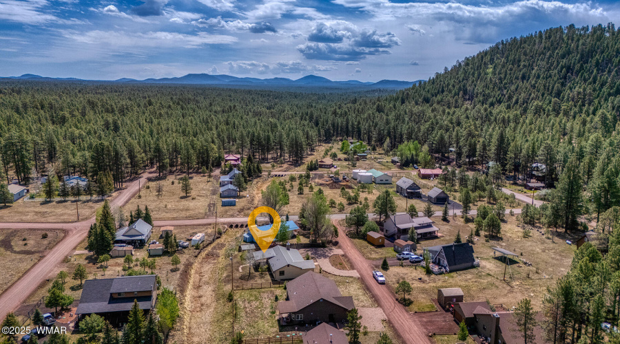 photo(6) 116 W Skyhook SL Staci 053125