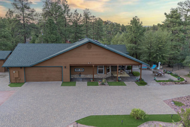 1202 Phoenix Street, Payson, Arizona 85541, Bedrooms, ,Bathrooms,Residential,For Sale,Phoenix,92371