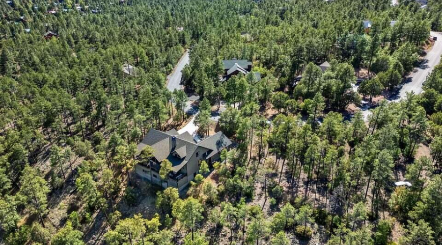 1280 E Pine Oaks Lot 10