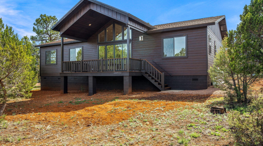 2759PantherCir-Overgaard-AZ-33