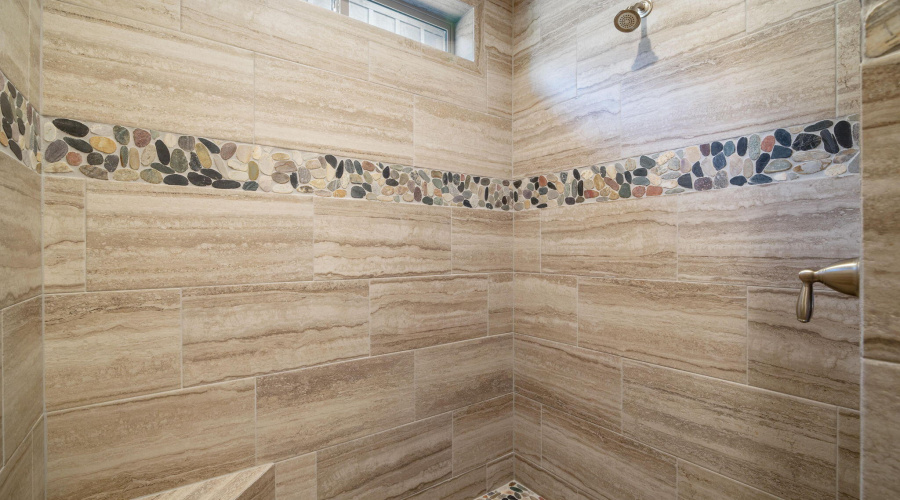 Large Primary Shower