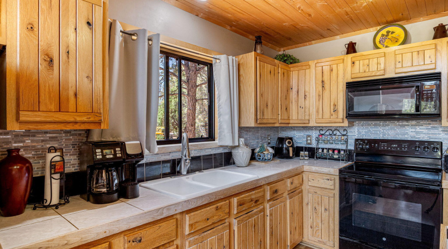 2796ChandelleLn-Overgaard-AZ-16