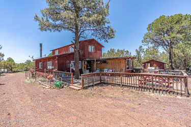 5298 Show Low Lake Road, Lakeside, Arizona 85929, Bedrooms, ,Bathrooms,Residential,For Sale,Show Low Lake,256530