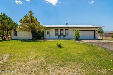 389 3Rd Street, Eagar, Arizona 85925, Bedrooms, ,Bathrooms,Residential,For Sale,3Rd,256582