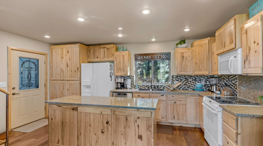 10-web-or-mls-TimberCreekImagery-10