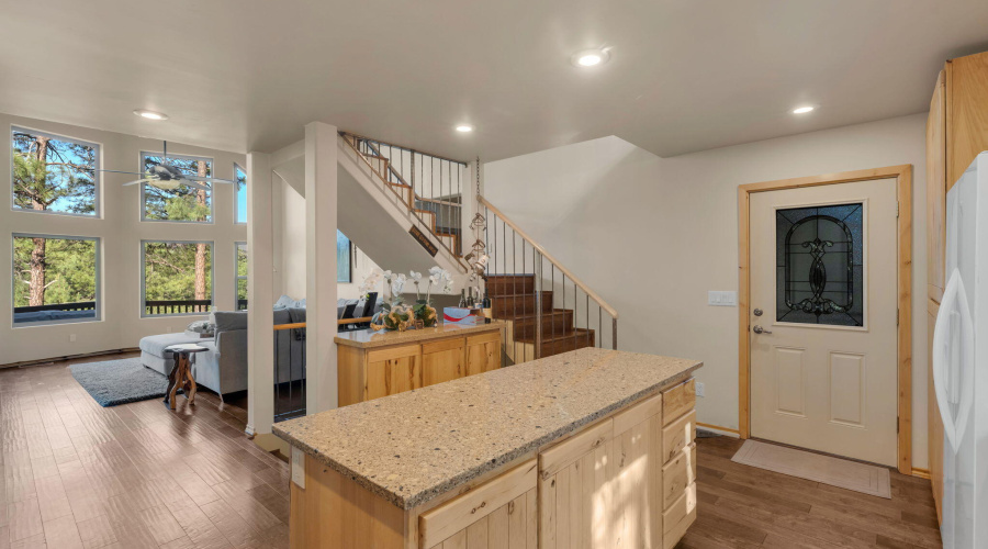 11-web-or-mls-TimberCreekImagery-11