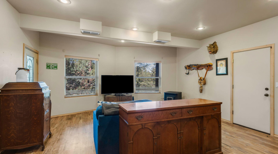 5-web-or-mls-TimberCreekImagery-5