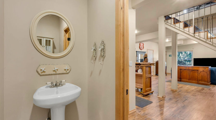 8-web-or-mls-TimberCreekImagery-8