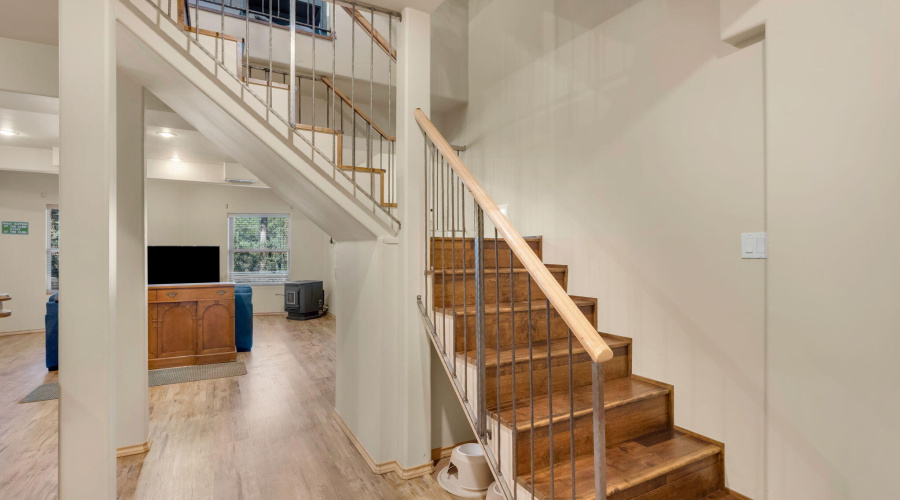 6-web-or-mls-TimberCreekImagery-6