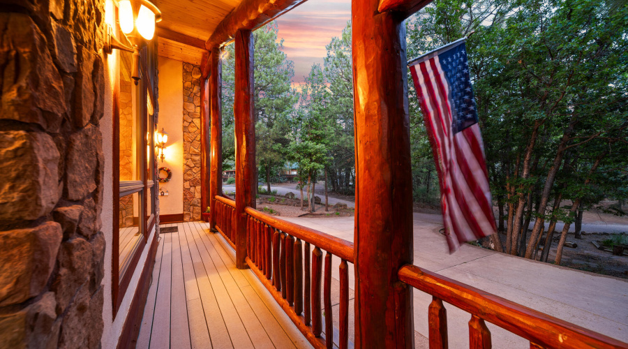 F front twilight view to work shop