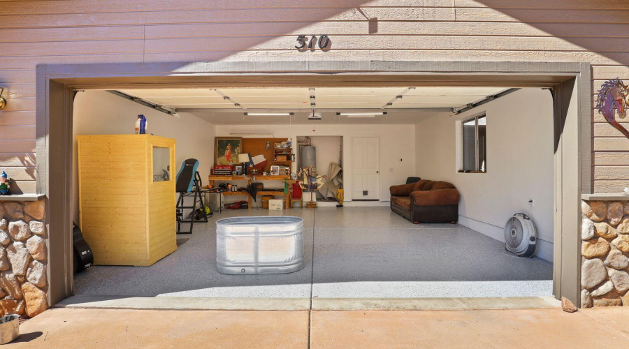 68e59f8ee29140f0fe6f6256