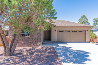 840 Blue Jay, Show Low, Arizona 85901, Bedrooms, ,Bathrooms,Residential,For Sale,Blue Jay,256601