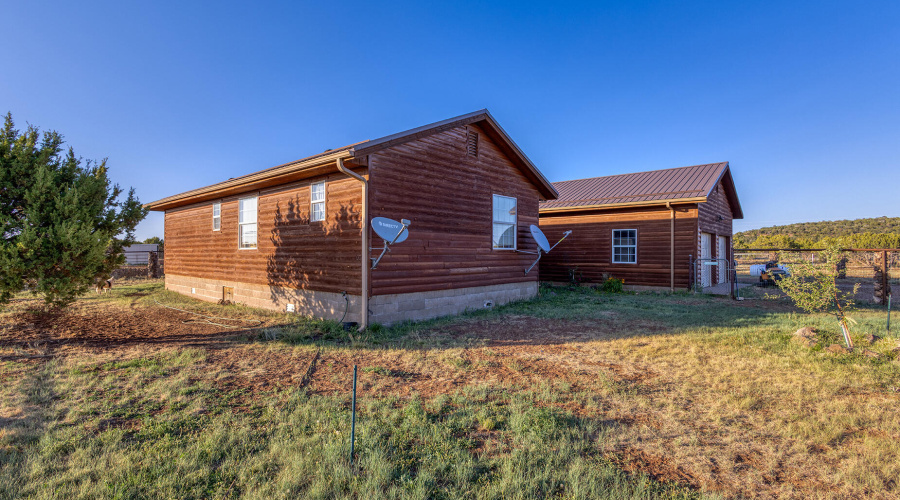 photo(9) 15 CR 3125 Vernon Mia 0625