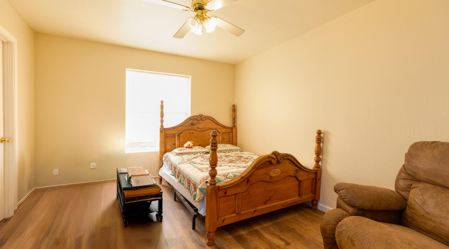 photo(25) 15 CR 3125 Vernon Mia 0625