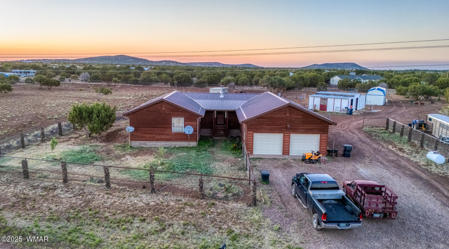 photo(8) 15 CR 3125 Vernon Mia 0625